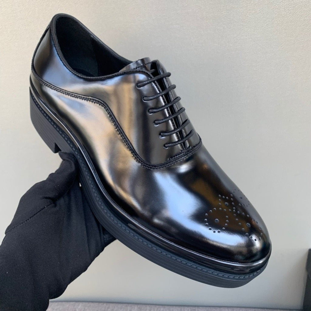 Prada Black Brogue Lace-Up Dress Shoes - Cowhide Lining