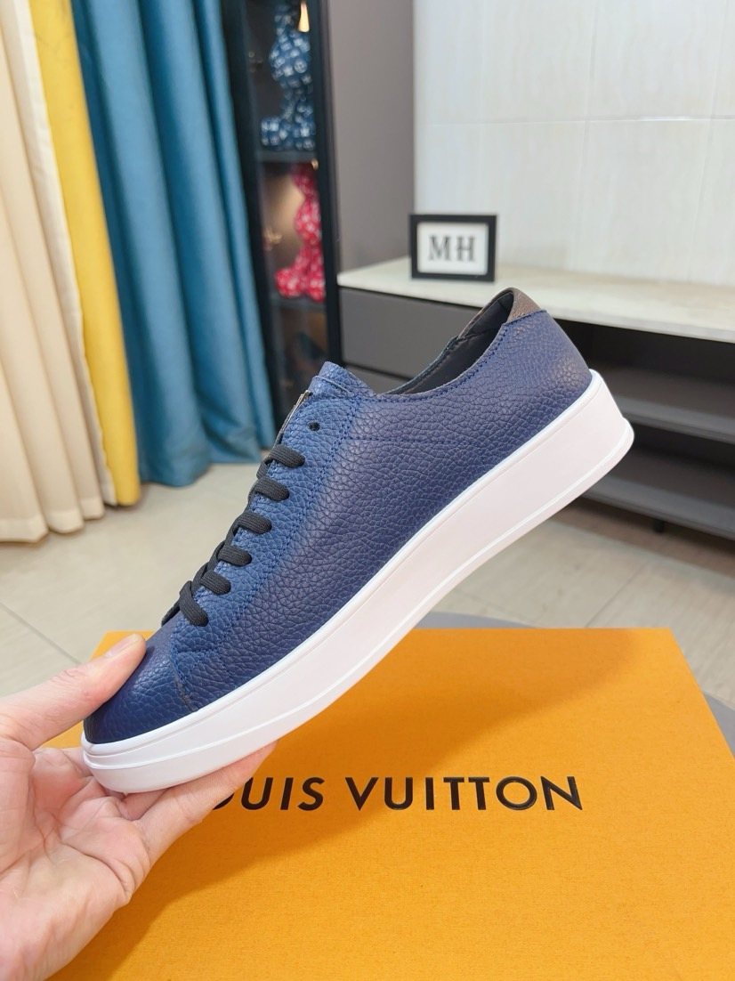 Louis Vuitton Textured Low-Top Sneakers